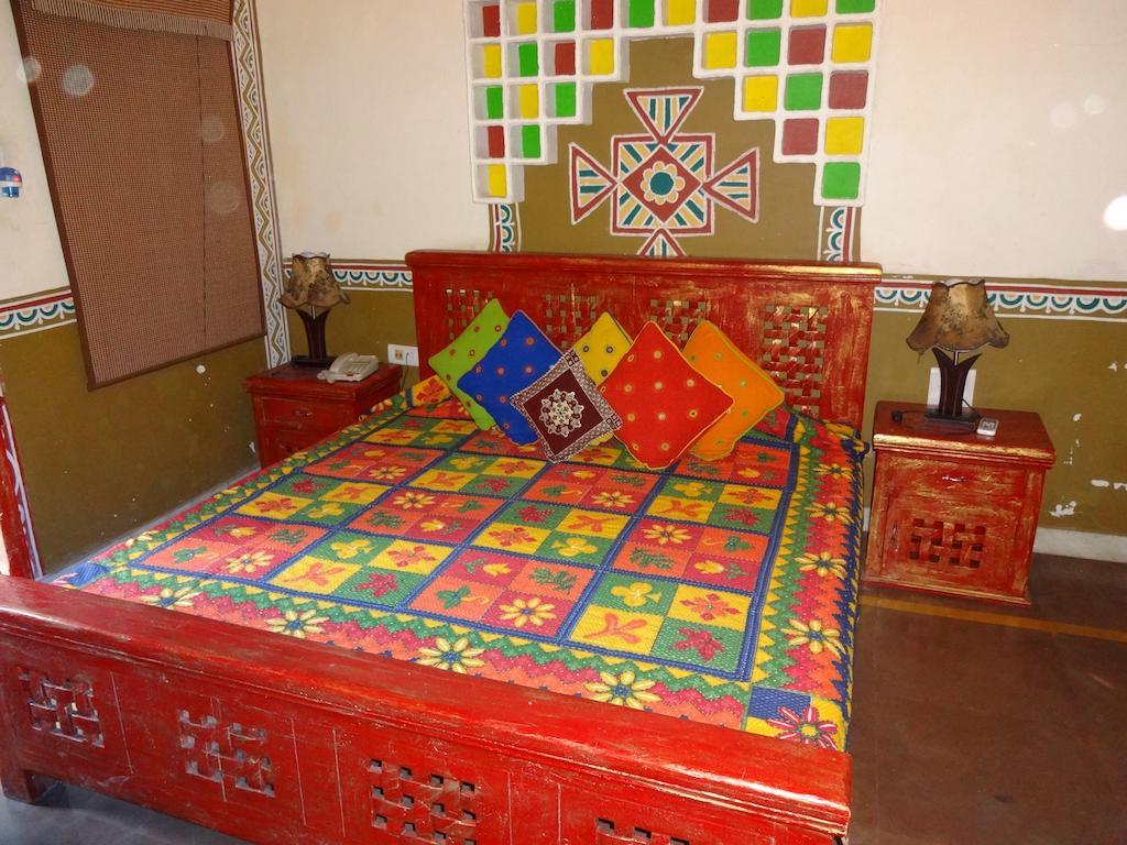 Chokhi Dhani Indore Buitenkant foto